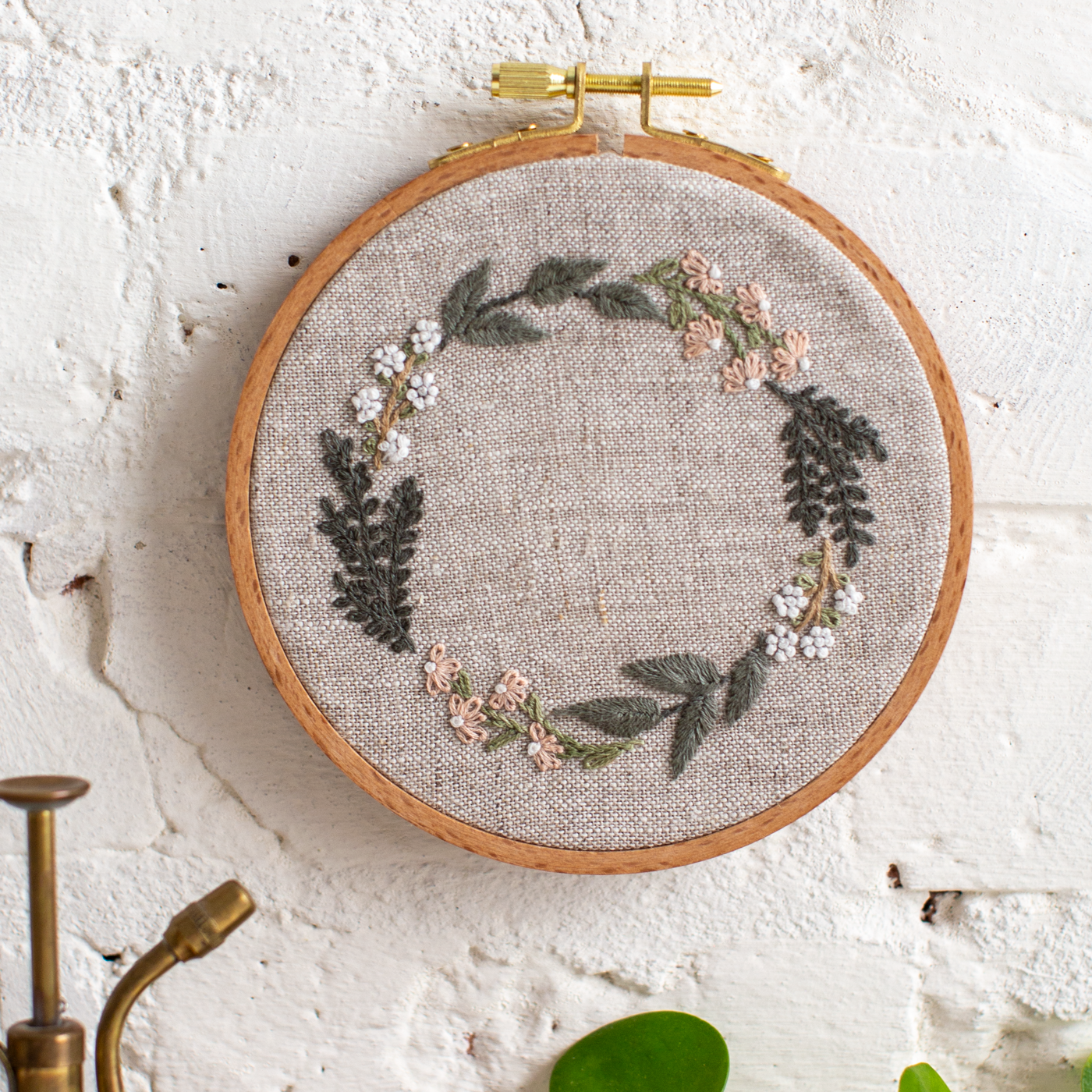 Botanical Wreath Embroidery Kit