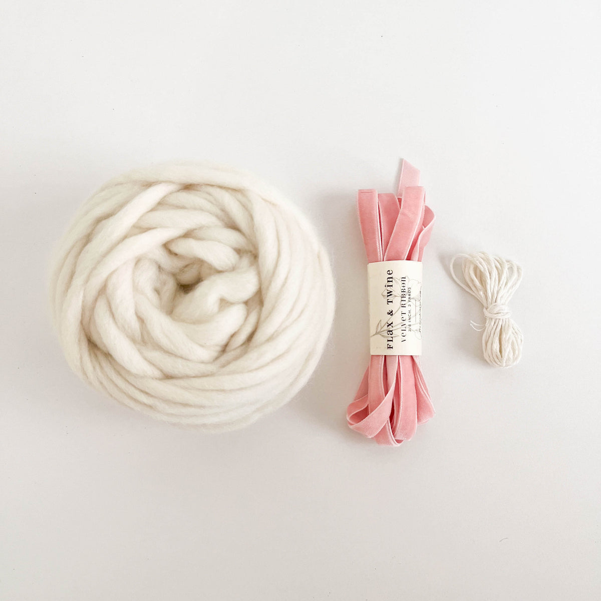 Holiday Wooly Wreath Ornament Kit (Makes 5)