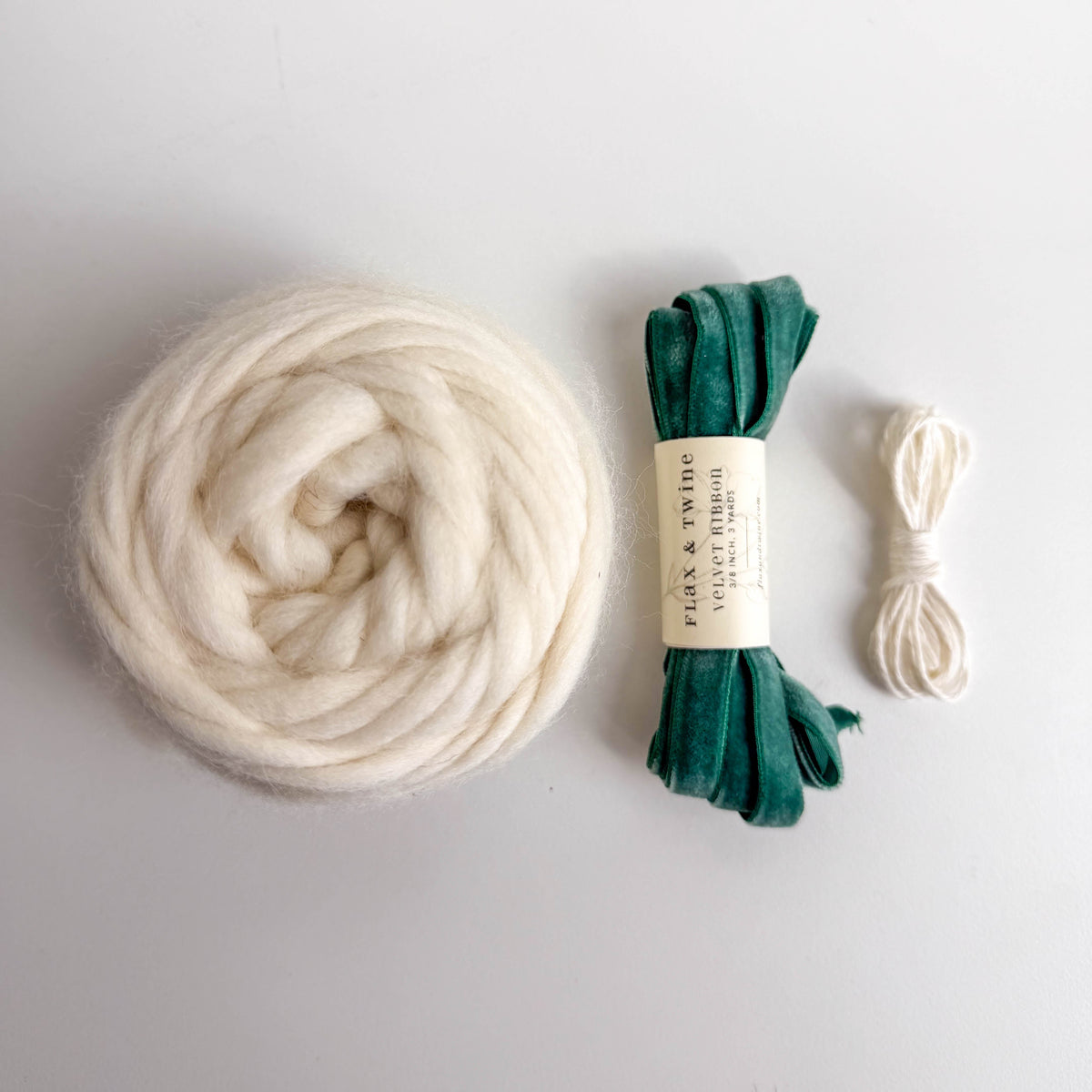 Holiday Wooly Wreath Ornament Kit (Makes 5)