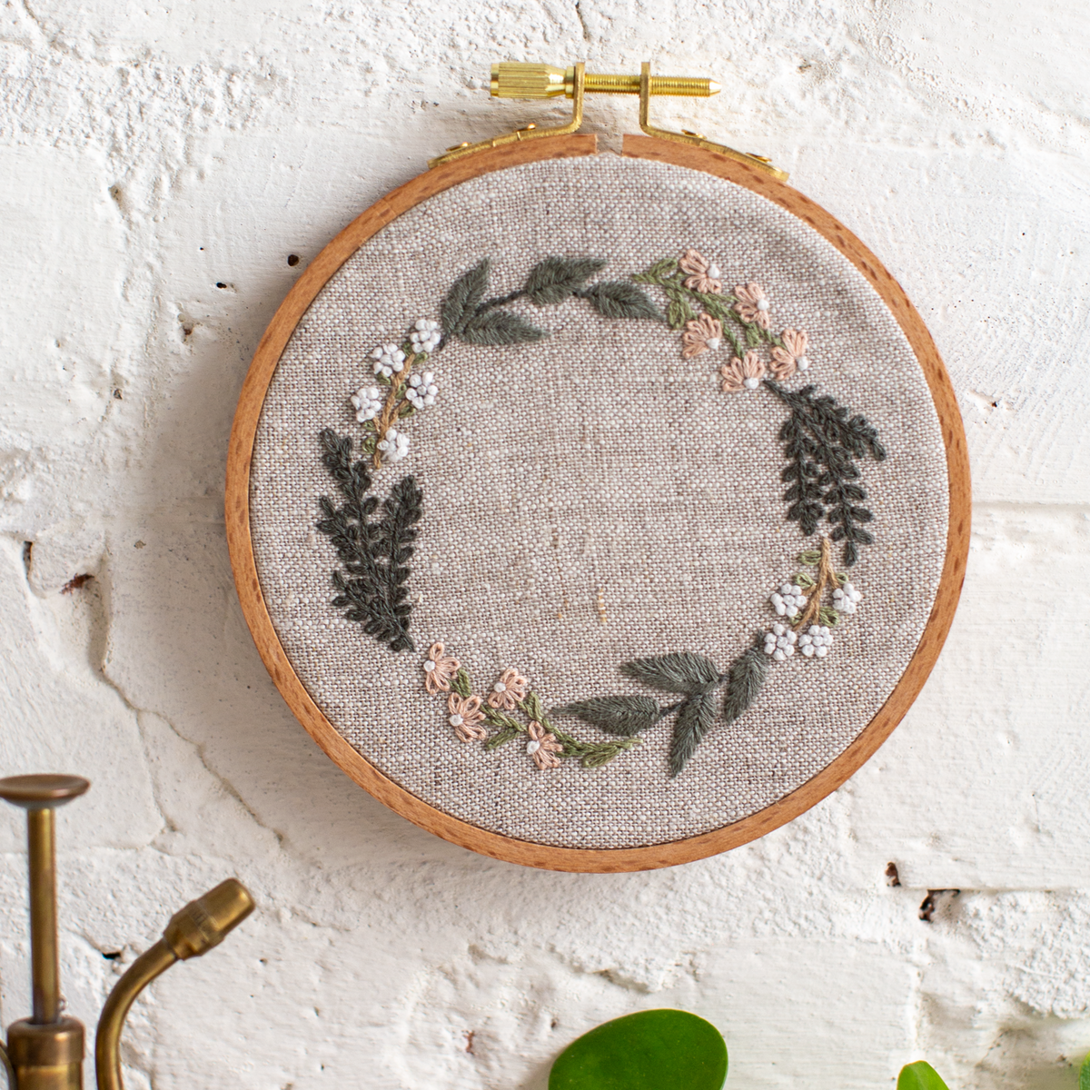 Botanical Wreath Embroidery Kit