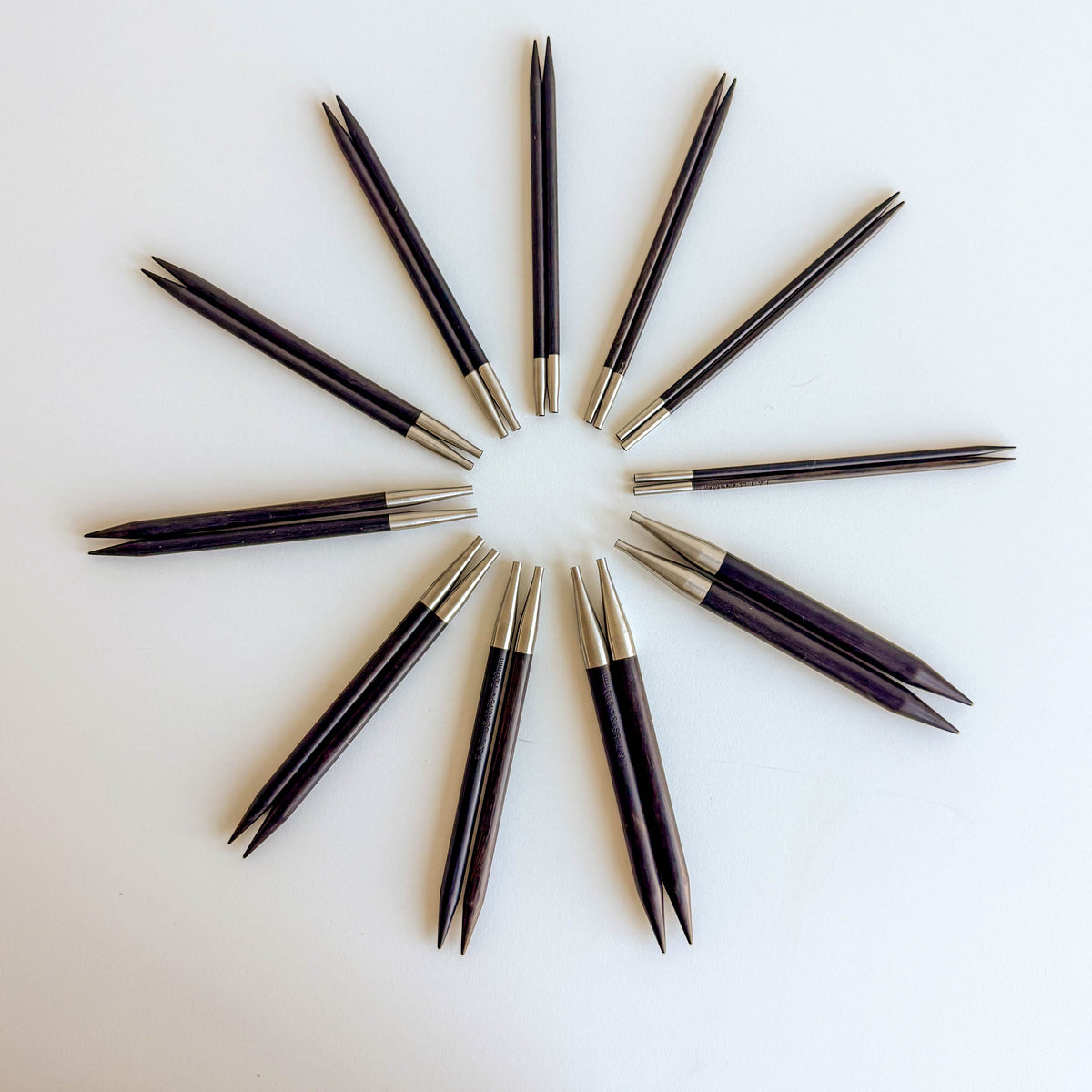 Flax & Twine Interchangeable Knitting Needles Set