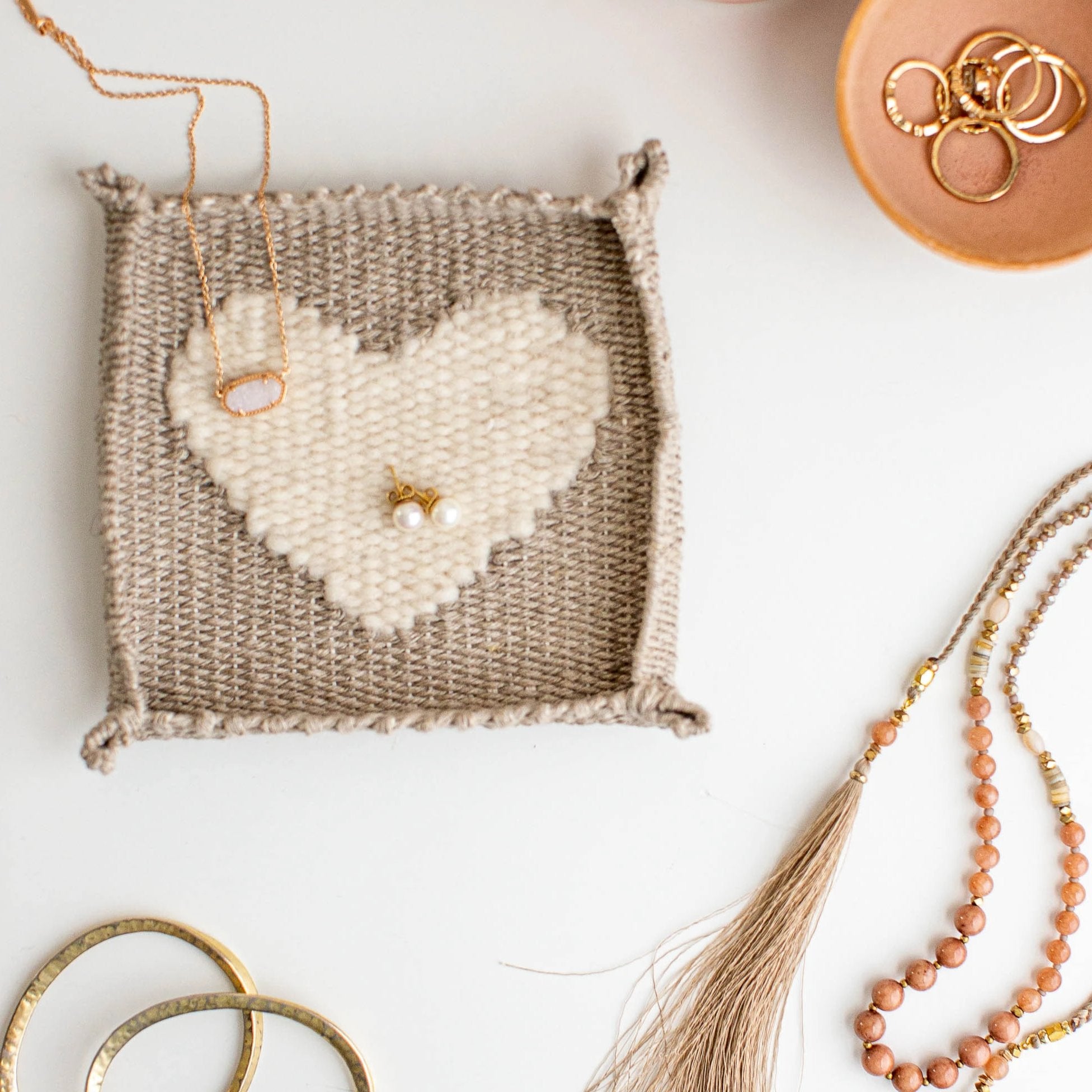 Woven Heart Jewelry Dish Pattern
